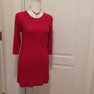 Leo & Nicole red sweater tunic top